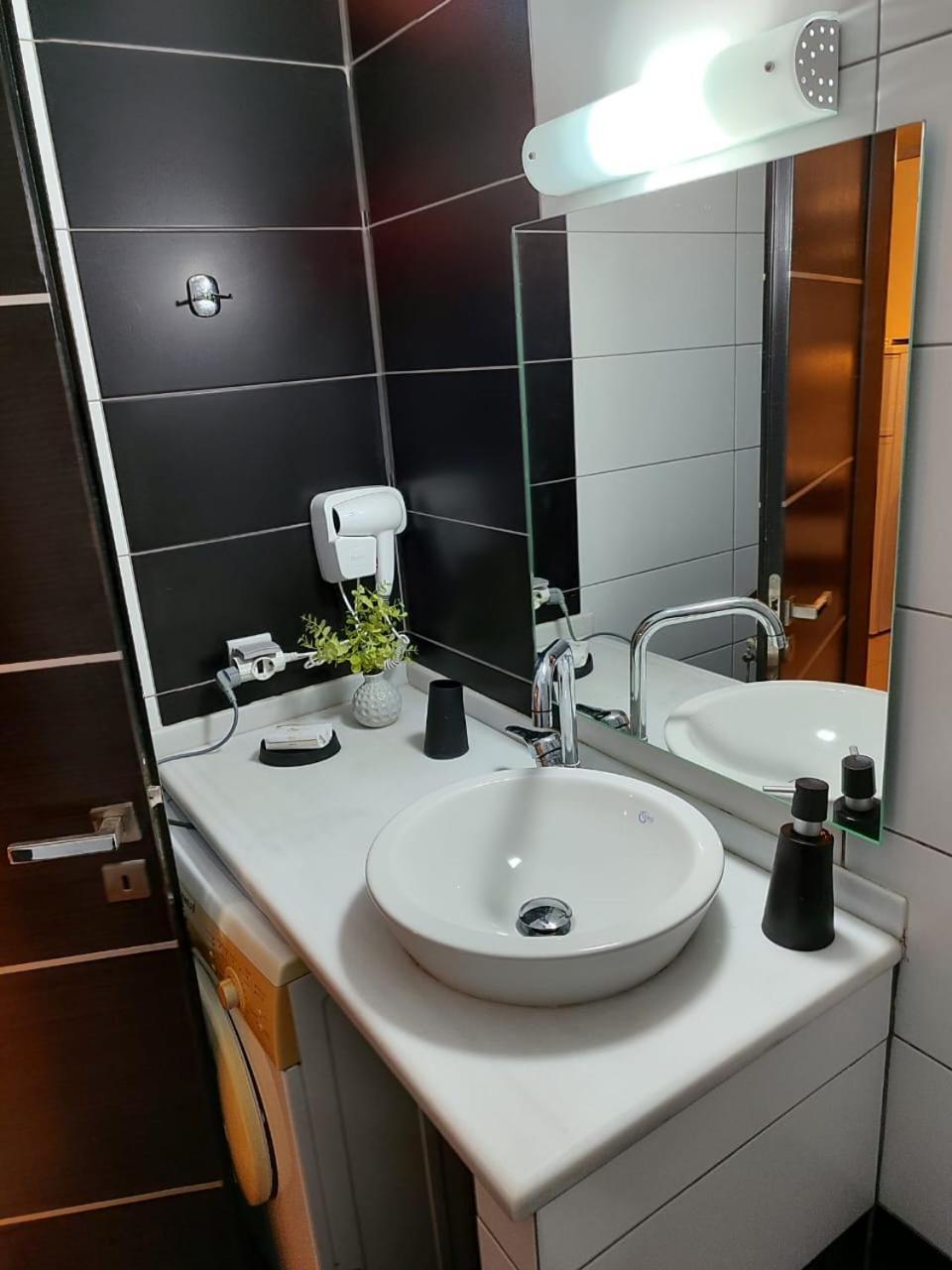 Adam Apartments Saranda Dış mekan fotoğraf